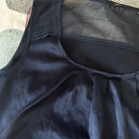 ESPRIT Navy Blue Satin Sleeveless Top Scoop Neck Rushing & Shoulder Detail Large - Picture 6 of 11